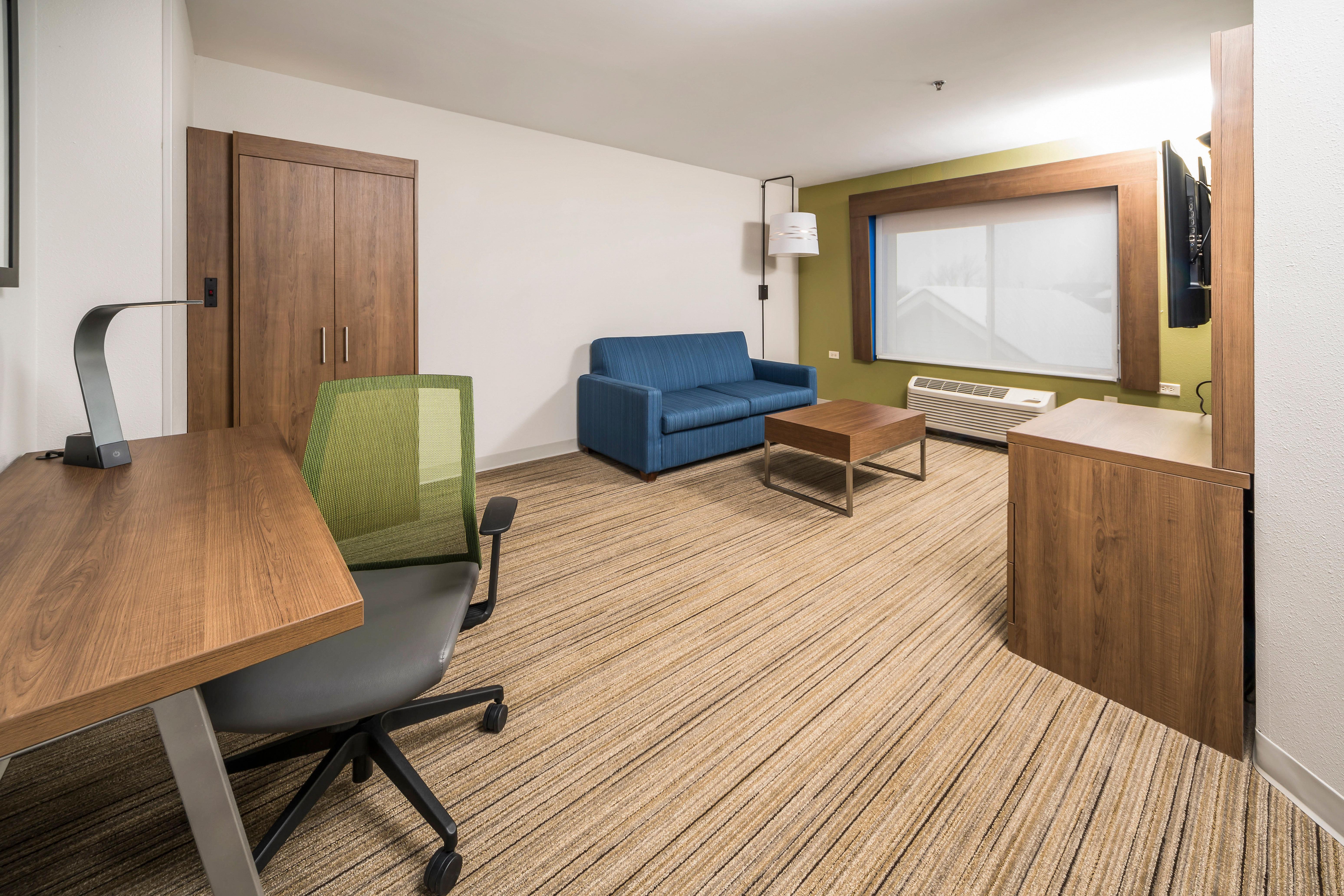 Holiday Inn Express Chicago Northwest-Vernon Hills By Ihg Exterior foto