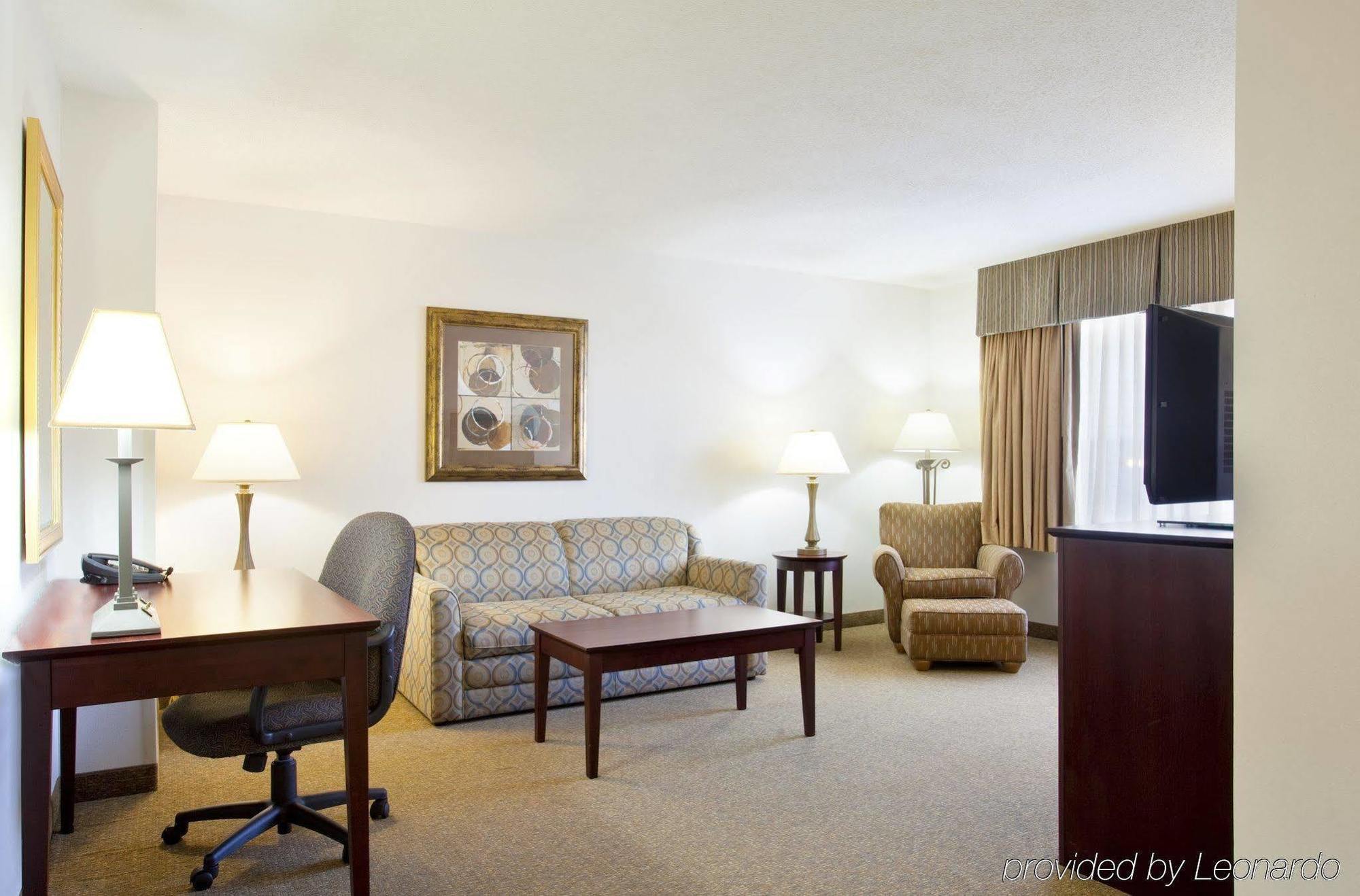 Holiday Inn Express Chicago Northwest-Vernon Hills By Ihg Quarto foto